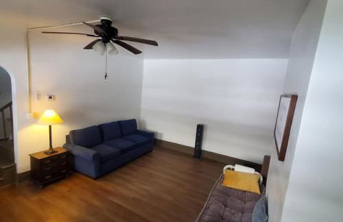 Railside Inn - Vintage Home Built in 1900 - Foto 8