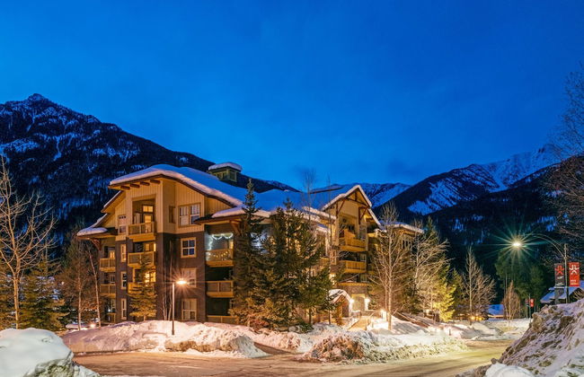 SPACIOUS Studio | Ski In/Out | Pool & Hot Tubs | in the Heart of PANORAMA RESORT - Photo 19