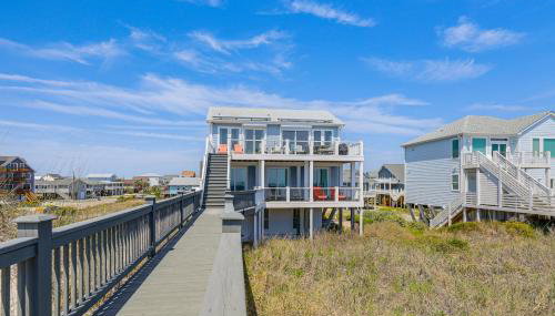 Beachfront Oasis w/ 2 Large Decks, BBQ & Views! - Foto 3
