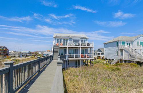 Beachfront Oasis w/ 2 Large Decks, BBQ & Views! - Foto 3