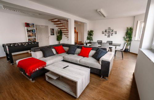 Lichtdurchflutetes Raumwunder, 115qm, 2 Stöckig - Foto 1