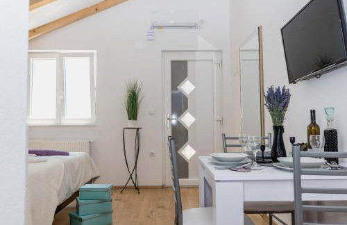 Studio Apartment Harmony NP Krka - Foto 25