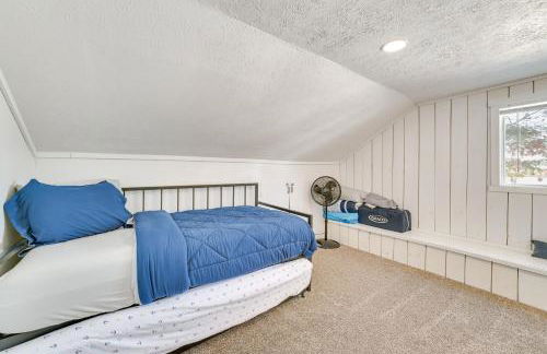 Cozy Waterfront Hale Cottage on Long Lake! - Foto 23