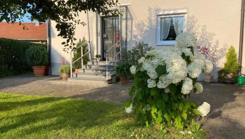 Ferienwohnung Schmid Lautrach im Illerwinkel - Foto 3, Garden