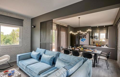 Mons Villa - Photo 1