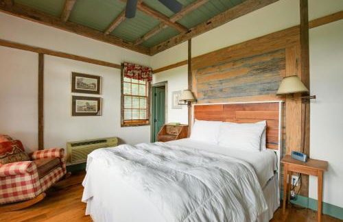 Views and Trails Horse Farm Home in Campobello! - Foto 14