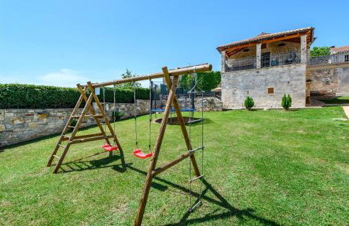 Two-Bedroom Holiday Home In Medancici - Foto 13