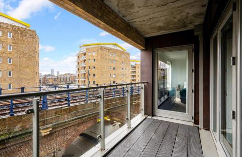 Canary Chic 2 Bedroom Apartment with Marina Views - Foto 9