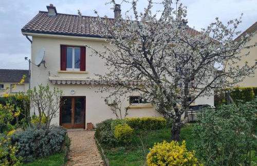 logement cosy au coeur d'oradour - Foto 13