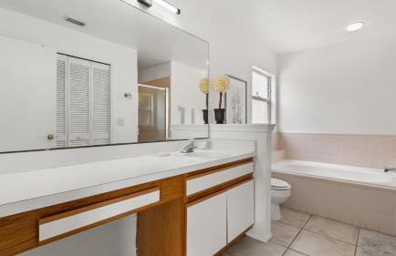 Upstay 3BR Family-Friendly Stylish Retreat w Patio - Foto 21