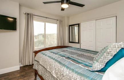 Spectacular Hilltop Home W/resort Like Backyard! - Foto 102