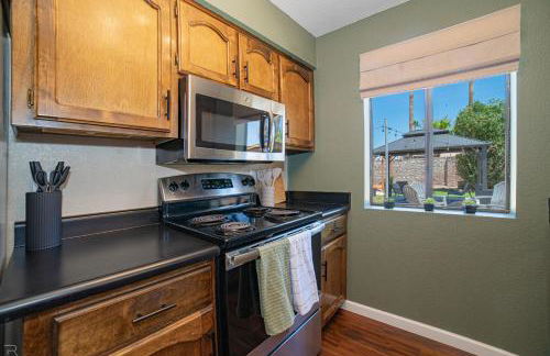 River Fun Awaits Pool, Putting Green, Arcade and More, Sleeps 8 - Foto 21