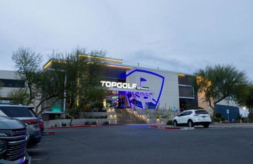 Modern 4BR Retreat in Prime Gilbert Location - Foto 28