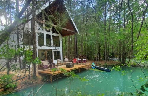 Waterfront Lonestar Cabin in a Magical Forest - Foto 1