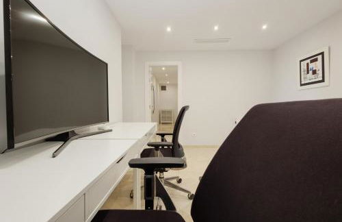 Private heatable infinity pool with sea views in La Mairena, Marbella - Foto 27