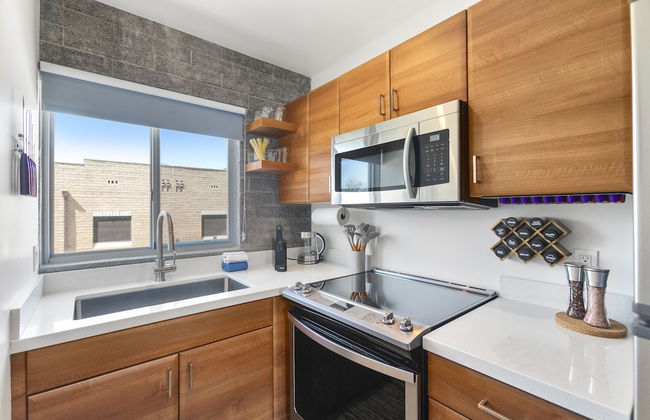 Modern Designer Studio with Pool - Foto 28