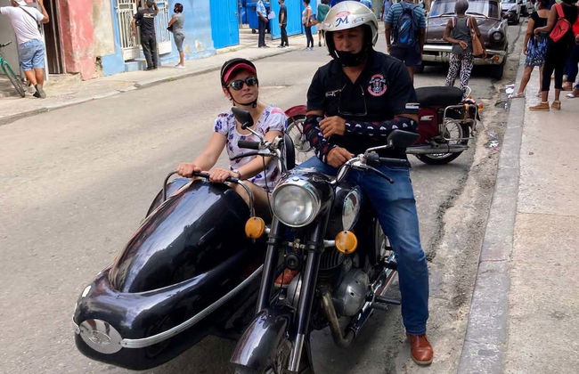 Tour de moto clássica ou com sidecar por Havana - Foto 2
