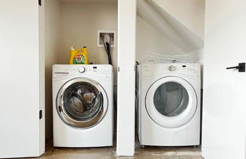 5 Min to UT, Congress - Modern Home in DT East ATX - Foto 18