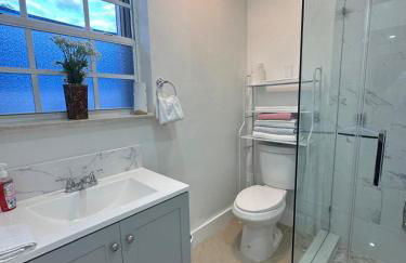 Miramar's Studio - Photo 14