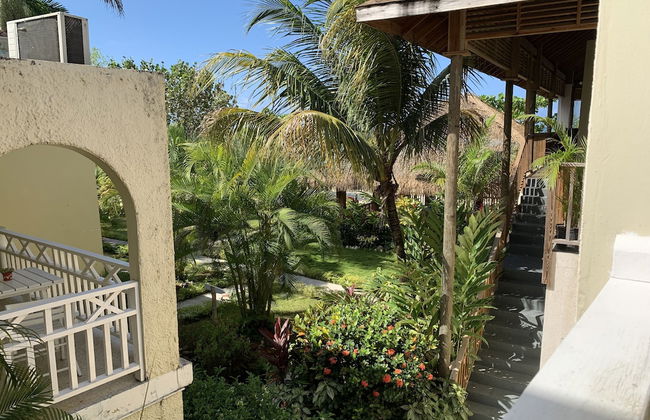 King Suite at Oceanview Resort in Jamaica - Enjoy 7 Miles Of White Sand Beach! 1 Bedroom Villa by RedAwning - Photo 17