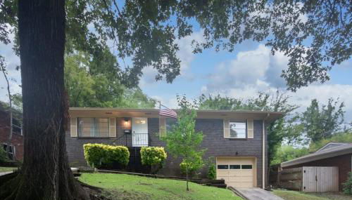 Mins to 5-points-Highland Hideaway - Foto 3, Garden view