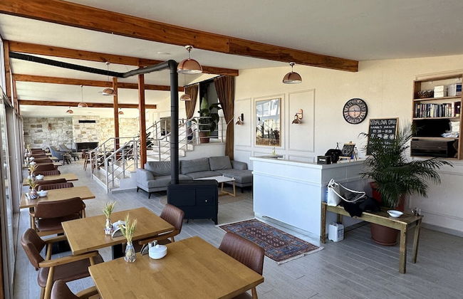 Royalova Hotel - Photo 4