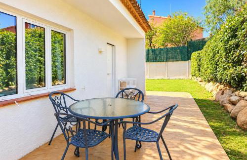 Formentera a la Costa Brava amb BBQ i jardí - Photo 1