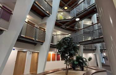 Flat - Sleeps 4 - Parking - Balcony - Pet friendly - Foto 17