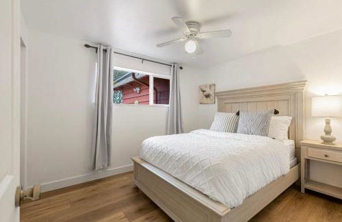 Spacious Mid Century Modern Sunroom Rambler - Foto 37