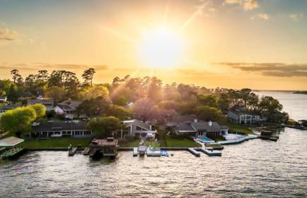 Conroe Lakefront Cottage - Foto 28