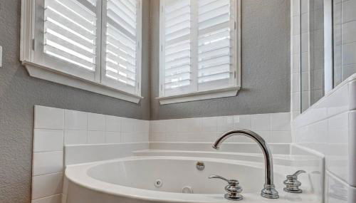 Marina Escape-Lake-Family-Fishing-Casino - Photo 3