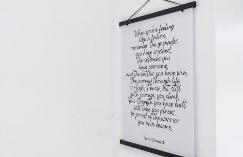 Cozy 2 Bed Apartment - Unlimited Wi-Fi - Free Parking - Sleeps 6 - By Old Trafford - Foto 41