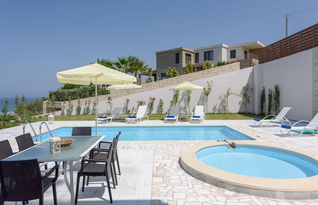 Marjorie Villa - Photo 14