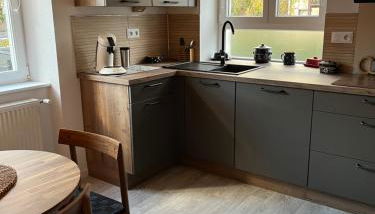 Chez F & G terrasse privée dans jardin à côté de la maison - Foto 5