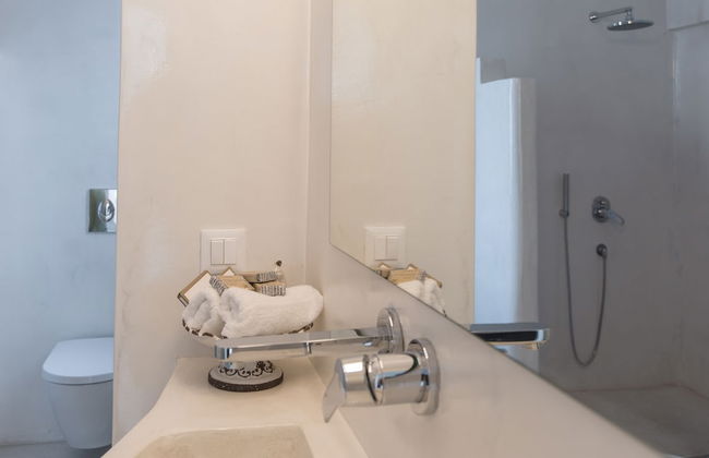 Lagadi Suites by K&K - Photo 5