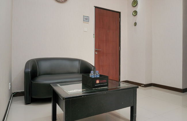 Comfortable 2BR Apartment at Kebagusan City - Foto 7