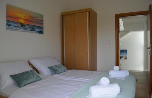 Villa Antea - modern house with pool - Foto 34