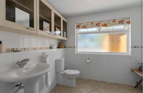 Springfield Deer View -No Commercial Sign written Vehicles,Private Hot Tub , 2 Dogs Max,Fishing Nearby & Communal Swimming Pool ,Pool open April to September - Foto 38