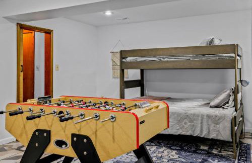 Stone Cabin on Valley View - Firepit & Hot Tub - Foto 42