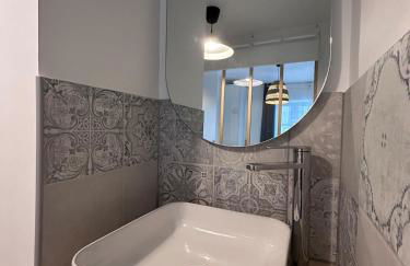 House Apartment 3 bedrooms Bordeaux center - Foto 5