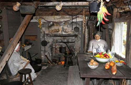 Cobalt Cottage History at your doorstep - Foto 49