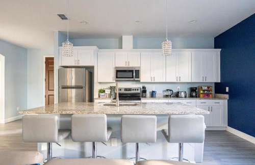 Luxury Tampa Home with Game Room and Theater - Foto 9