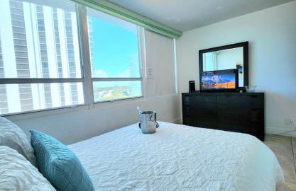 Beachfront Property Pool Gym Tennis Miami Beach! - Foto 14