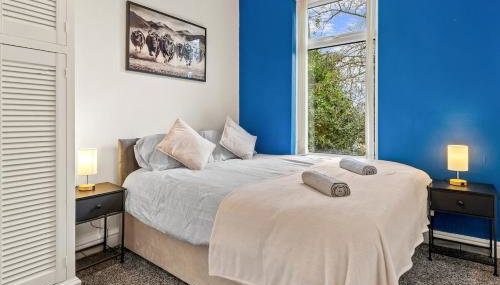 Manchester Contractor House - Fast WiFi - Sleeps 7! - Foto 2