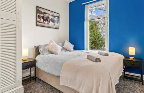 Manchester Contractor House - Fast WiFi - Sleeps 7! - Foto 2