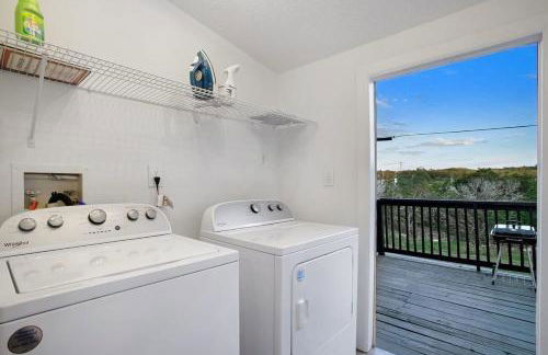 Starlight Horizon 2 Cabins Hot Tub & Pool - Pet-Friendly Texas Hill Country Stay Near Canyon Lake Sleeps 12, Stargazing, Group Getaway - Foto 26