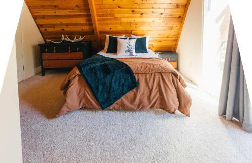 Furnished Deck and Fire Pit Happy Jack Cabin - Foto 22