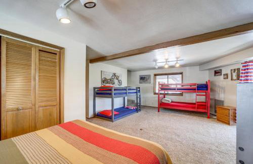 Deck and Scenic Views Munds Park Cabin! - Foto 15