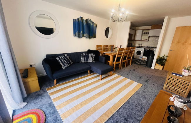 Beautiful 2 - Bed Apartment in Aylesbury - Foto 18