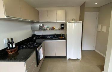 Dallas apartamentos na Via Gastronômica-Estacionamento-Amplos e equipados-Wifi - Foto 56